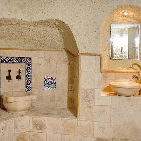 Gibos Cave Hotel