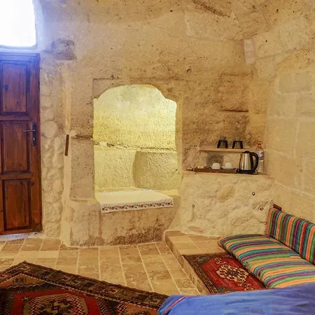 Gibos Cave * Ürgüp