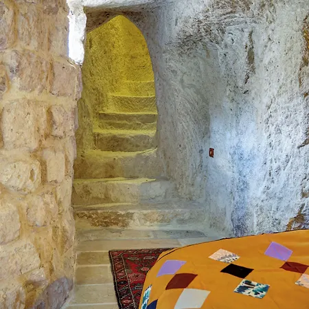 Gibos Cave *