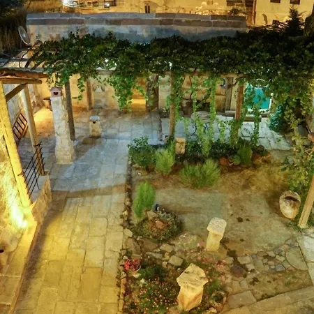 Gibos Cave Hotel