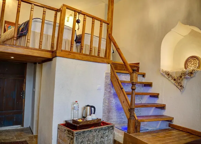 Gibos Cave أوروغوبْ