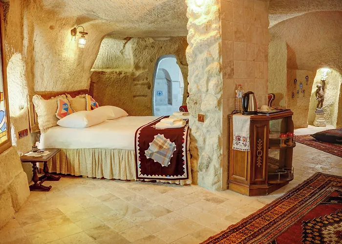 Hotel Gibos Cave *